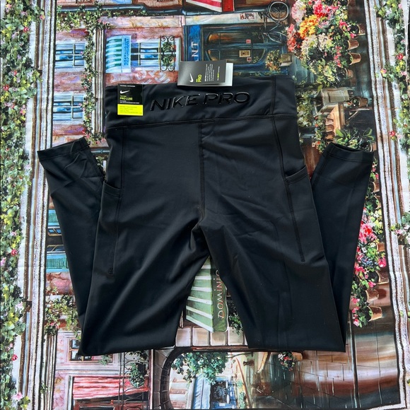 SOLD!!! NIKE WOMEN | PRO LUX STEALTH | TRAINING TIGHTS | BLACK - Picture 6 of 7